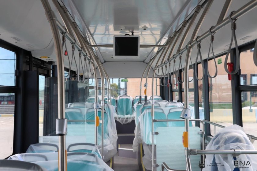 Автобус фото