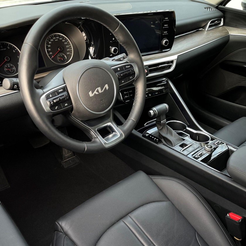 Kia k5 2021 салон