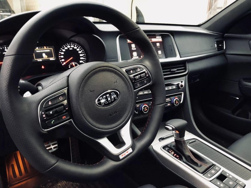 Kia Optima k5 салон