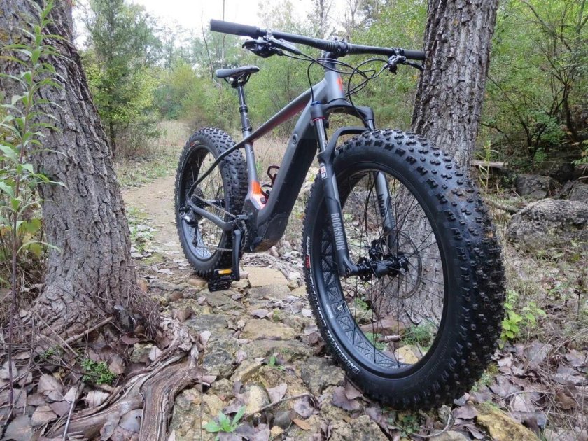 Фэтбайк specialized