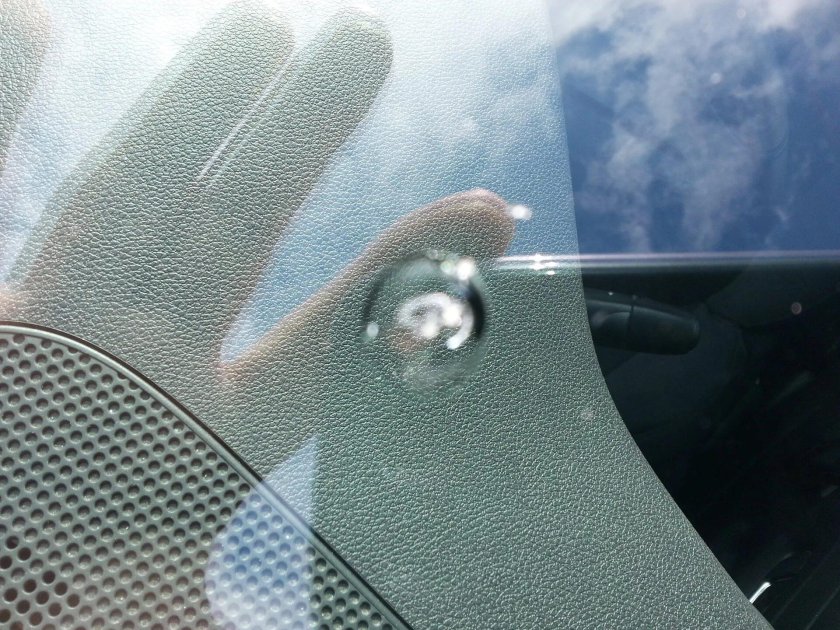 Лобовое стекло Пежо 301