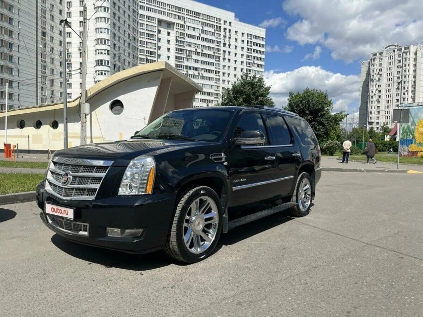 Cadillac Escalade Black 2011