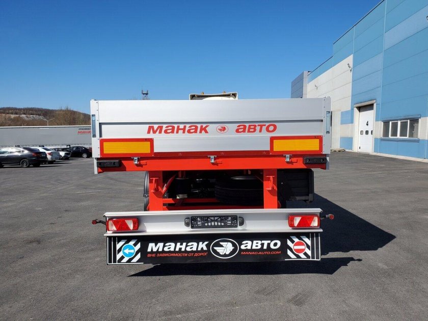 Манак авто полуприцеп