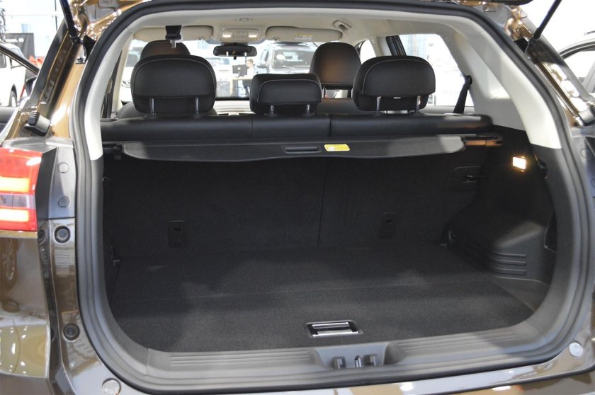 Geely atlas 2024 багажник