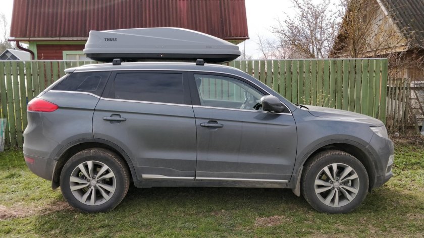 Автобокс Джили атлас