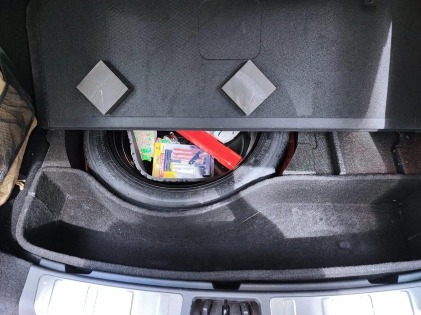 Geely Atlas Pro органайзер в багажник