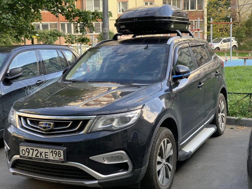 Багажник на крышу Geely Atlas