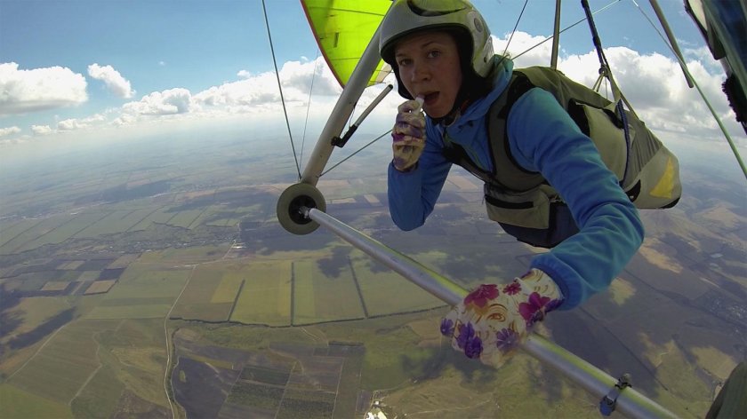 Александра Серебренникова дельтапланеристка