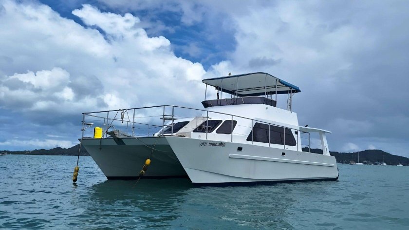 Катамаран leopard 43