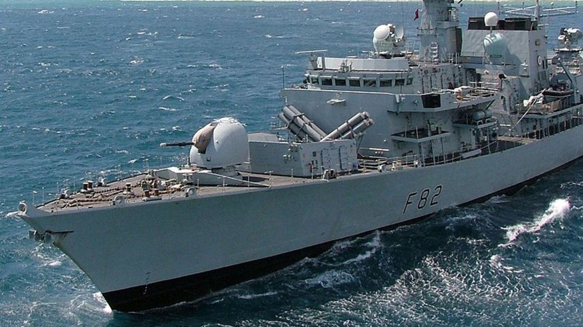 Английский военный корабль