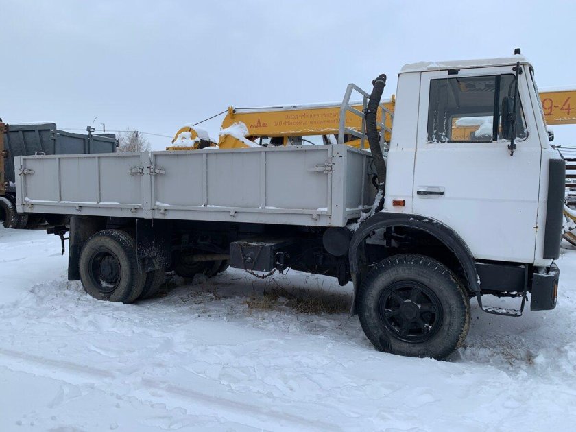 Маз зубренок манипулятор