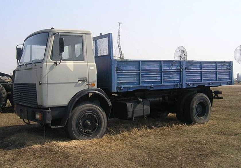 МАЗ 5337 бортовой