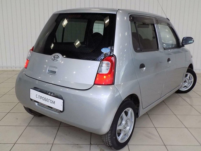 Дайхатсу esse