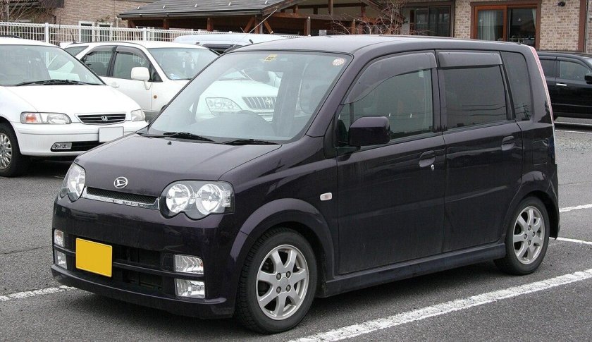 Daihatsu move 2004