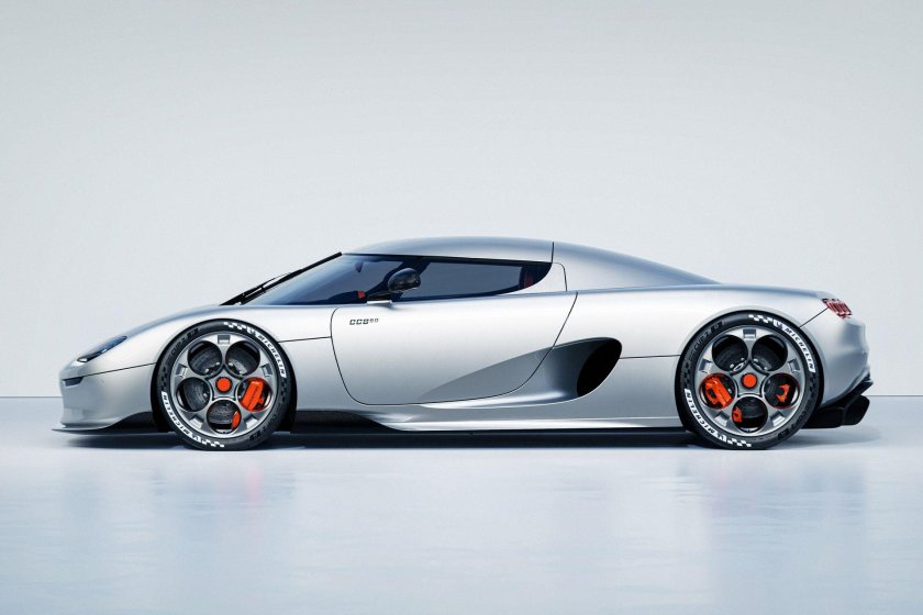 Автомобиль koenigsegg