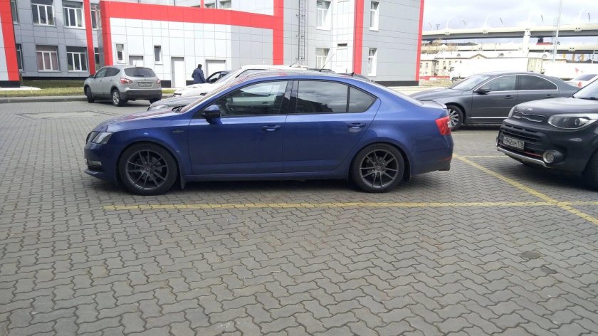 Skoda octavia rs r18