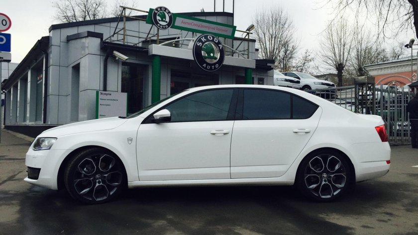 Шкода октавия а 7 на дисках