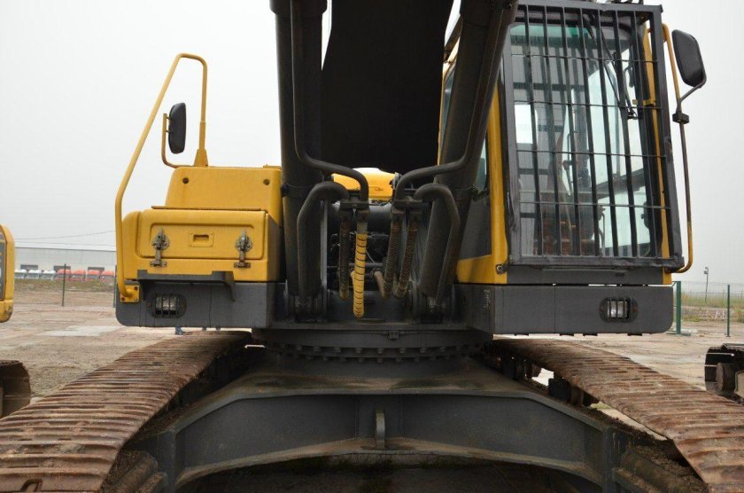 Volvo ec460blc кабина