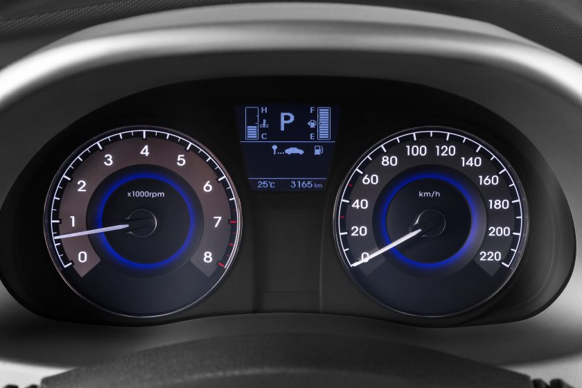 Приборная панель Хендай Солярис