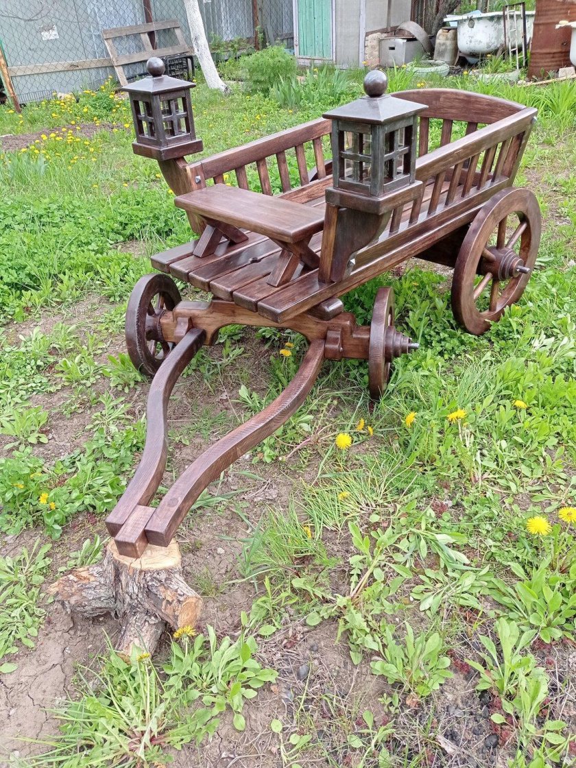 Цветник из телеги