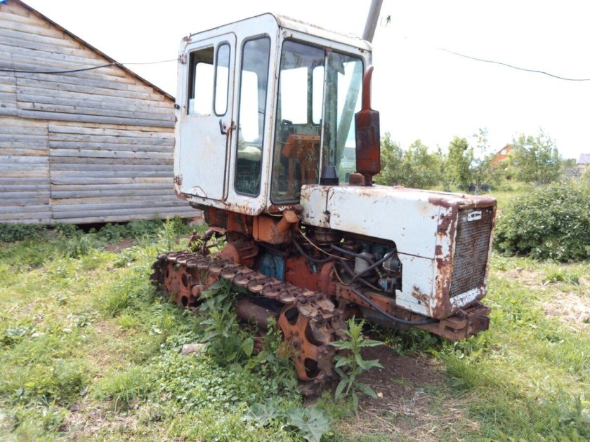 Гусеничный трактор т 70