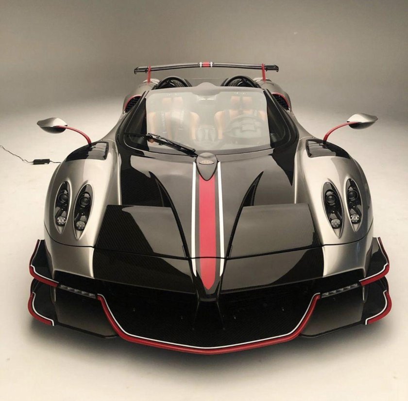 Pagani huayra roadster