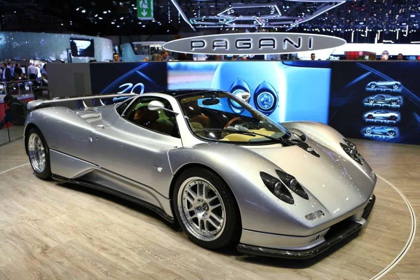 Пагани зонда 1999