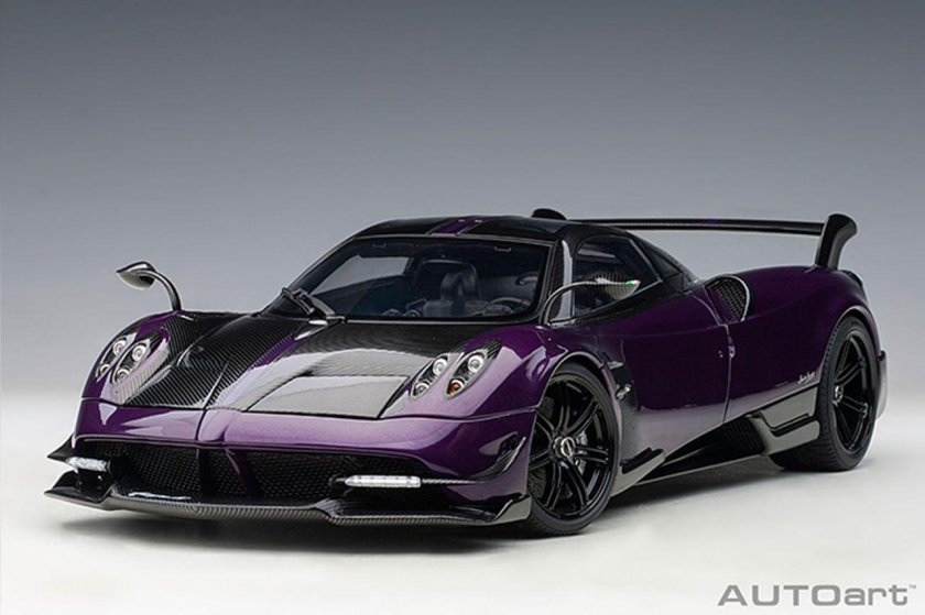 Pagani Huayra AUTOART 1 18