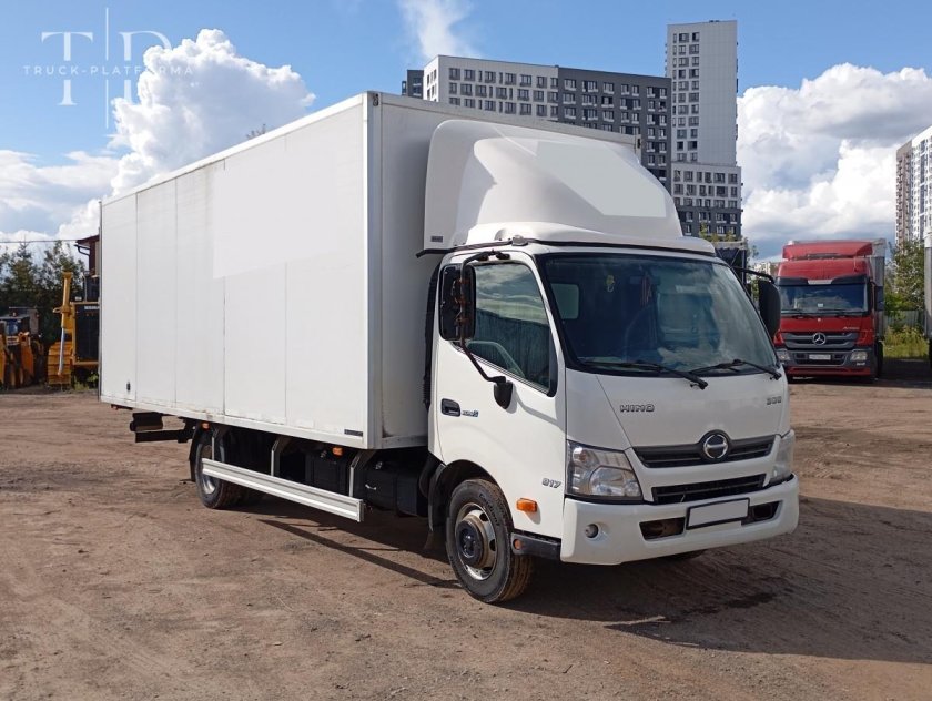 Хино грузовик