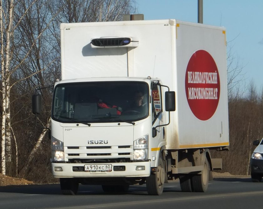 Грузовик Пятерочка Isuzu