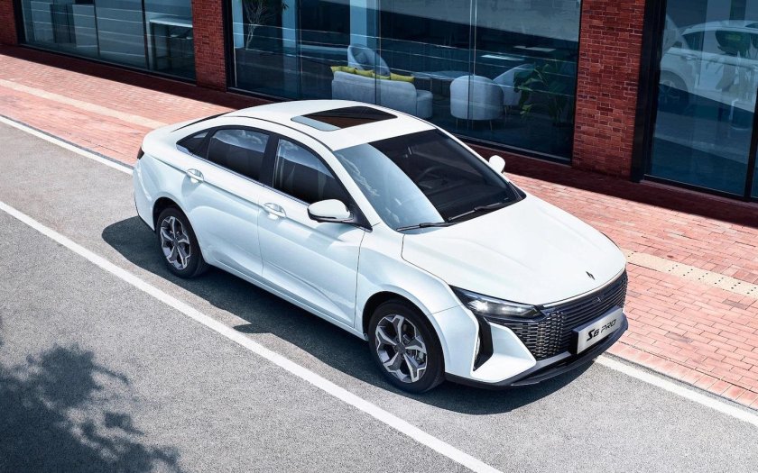 Автомобиль livan