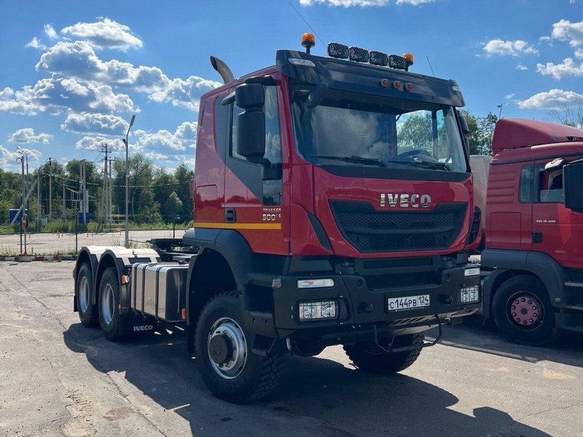 Седельный тягач iveco-amt 633910