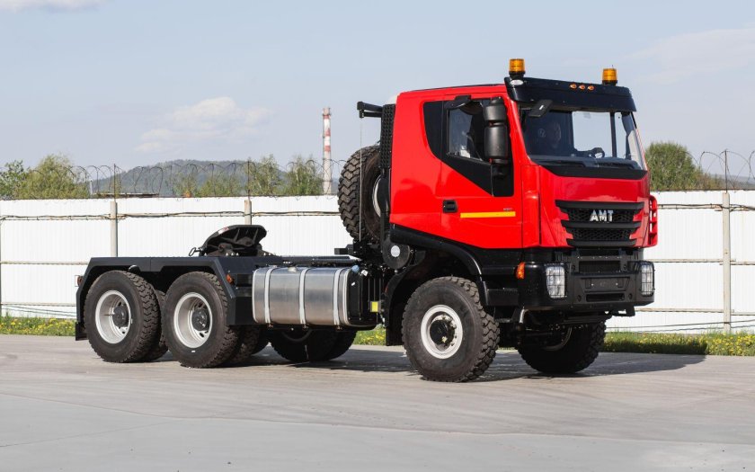 Тягач ивеко траккер амт 633910