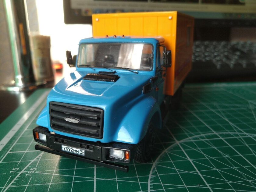 Модель ЗИЛ 43276т