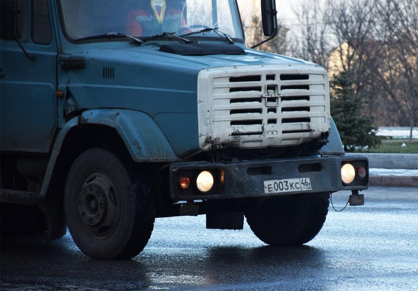 ЗИЛ 4333 мусоровоз