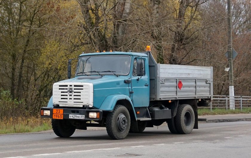 ЗИЛ 4329 Кентавр