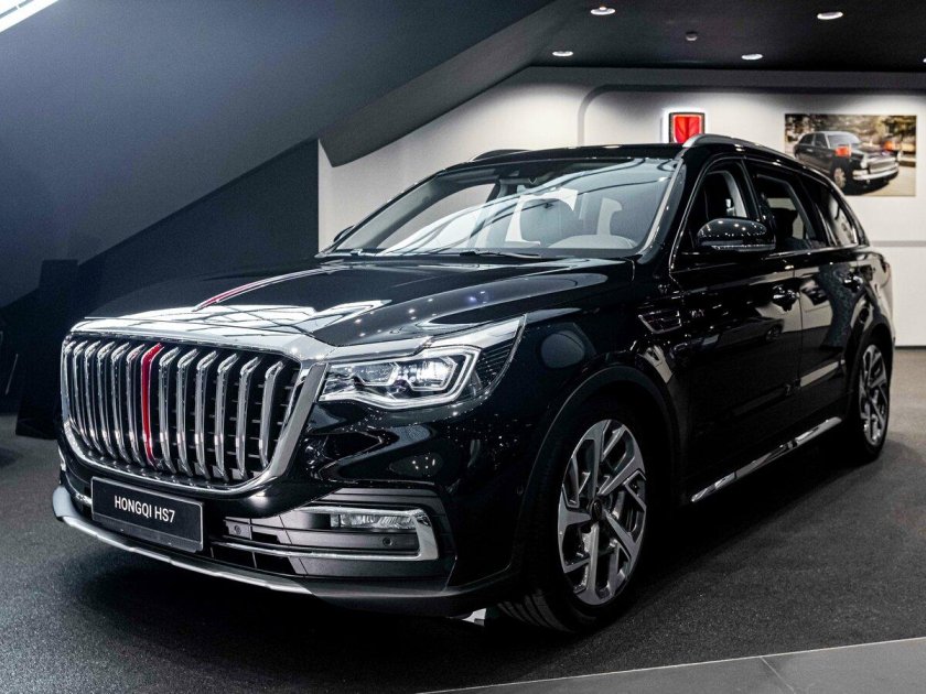 Премиальный внедорожник hongqi hs7