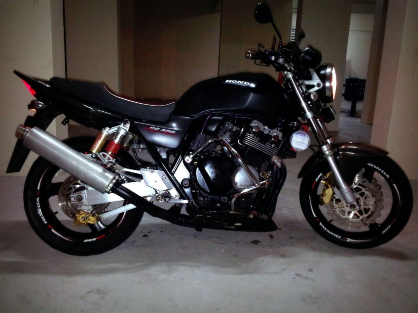 Honda CB 400