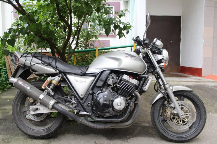 Honda CB 400