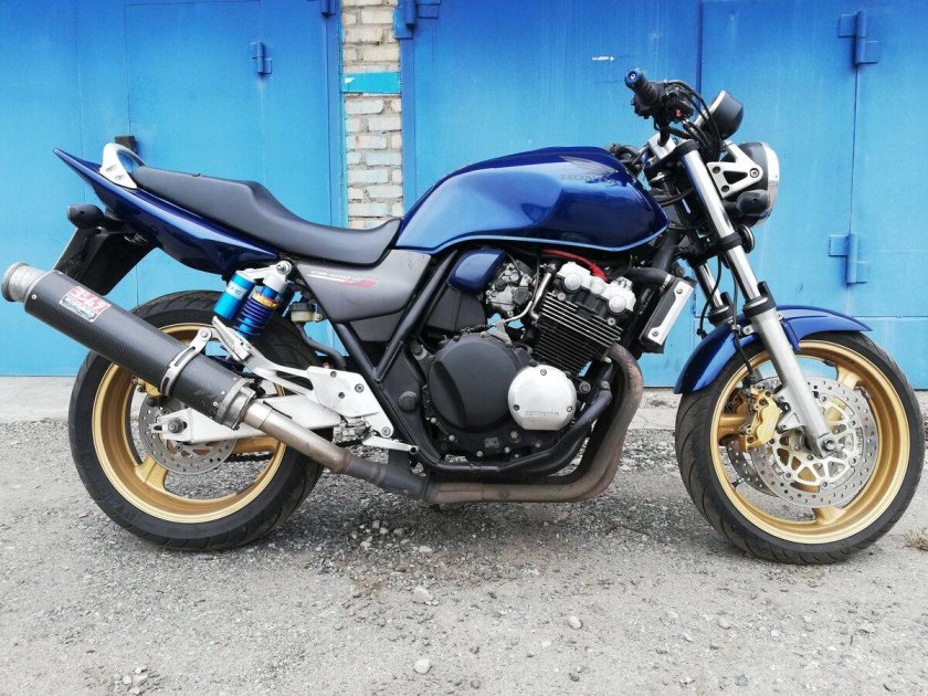 Honda CB 400