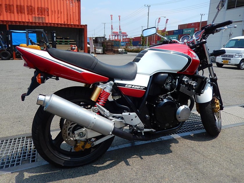 Honda CB 400 VTEC 2