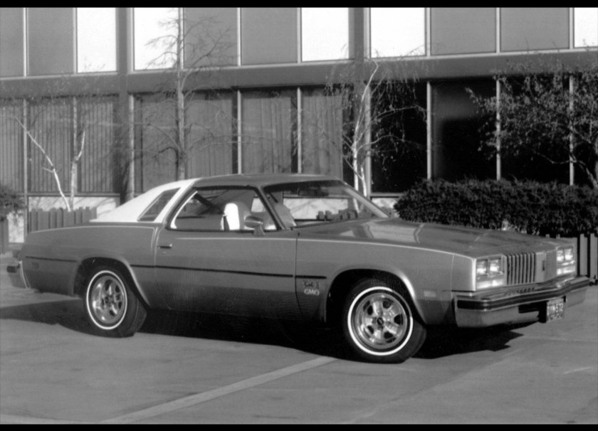 Oldsmobile Cutlass 1976