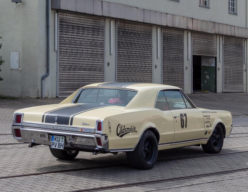 1967 Oldsmobile Cutlass