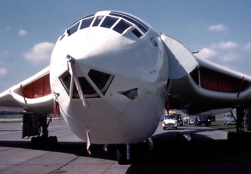 Handley-Page Victor самолёт