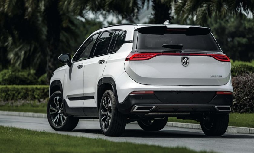 Кроссовер Baojun RS-5