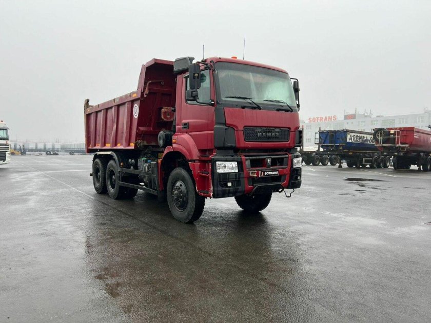 Самосвал камаз