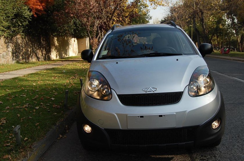 Автомобиль chery