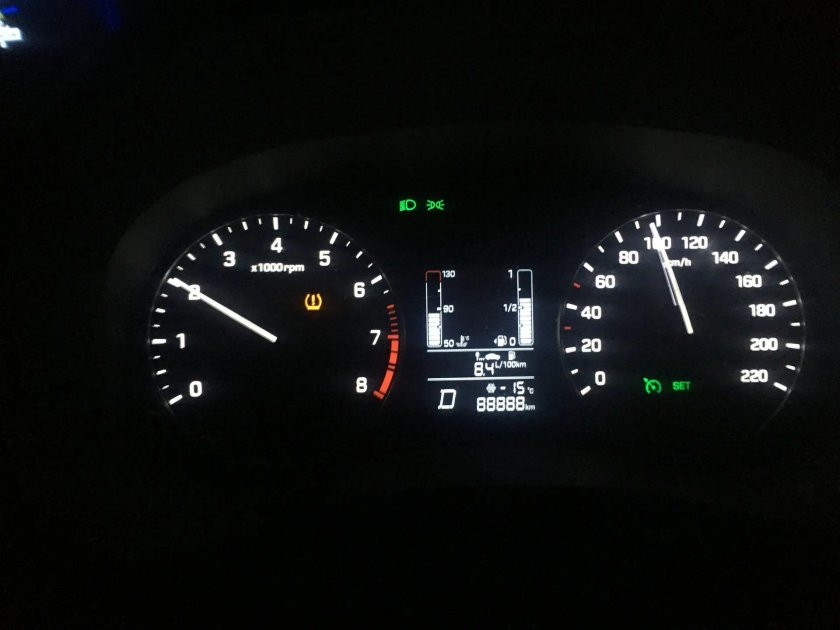 Hyundai Creta приборная панель