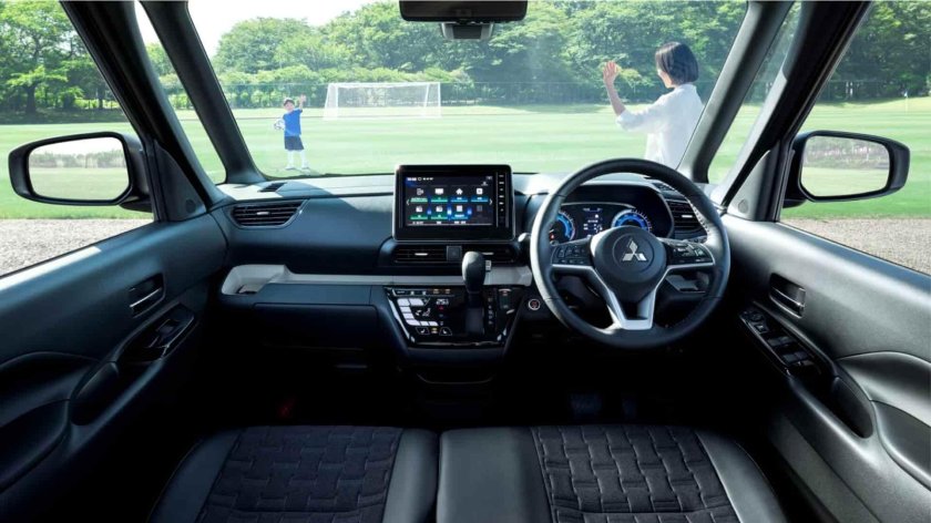 Mitsubishi Delica Mini 2023
