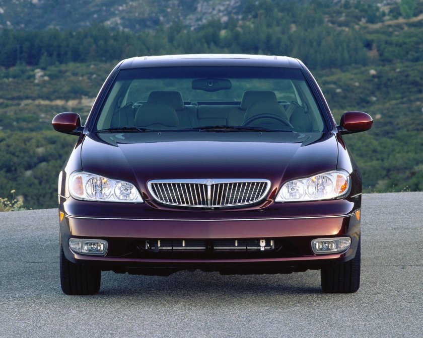 Nissan Cefiro a33 2000